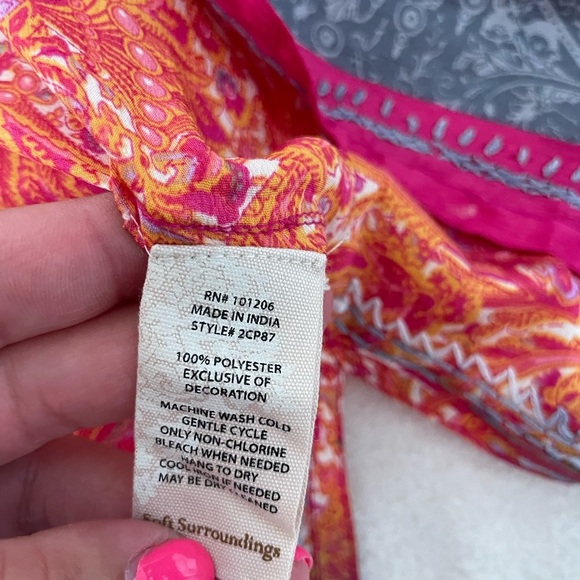 Soft Surroundings Vibrant Paisley Tunic - Picture 9 of 9